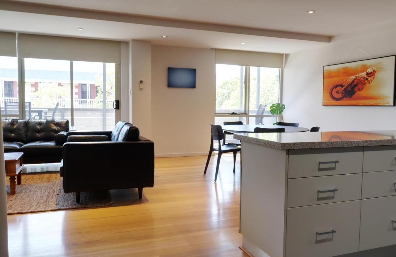 프리맨틀 Fiveways Balcony, King Bed, Chef'S Kitchen 아파트 외부 사진